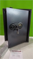 New Electronic Valet/ Landlord Key Safe. Holds