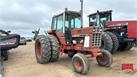 1978 IHC 986 2WD Tractor