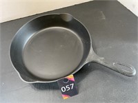 Griswold No 6 Cast Iron Skillet