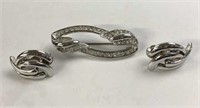 Vintage Monet Silvertone Brooch pin with stones