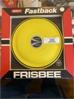 Fastback Frisbee