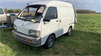 2000 Kia Microvan