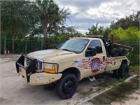 1999 Ford  Tow Truck 472,298 Miles