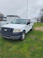 2007 Ford F150 2 wheel drive  Newer tires good