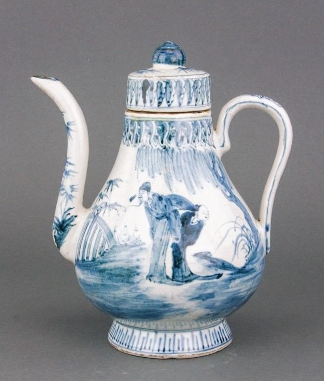 17th Century Blue & White Porcelain Ewer w/ Cover