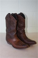 Cowboy Boots, Shows Wear, Size Approx 7