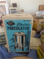 Mirro Matic Electric Percolator in org box