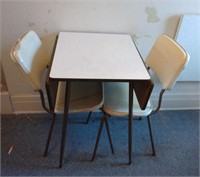 Drop Leaf Kitchen Table & Chairs