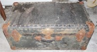 Flat-Top Trunk - 31" x 17" x 13"