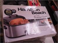 Hamilton Beach 22-quart Roaster Oven NIB