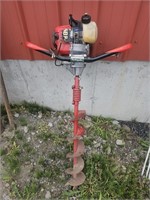 EARTHQUAKE 6" GAS POWER AUGER - WORKING