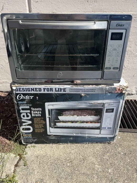 Oster Counter Top Convection Oven W/Box