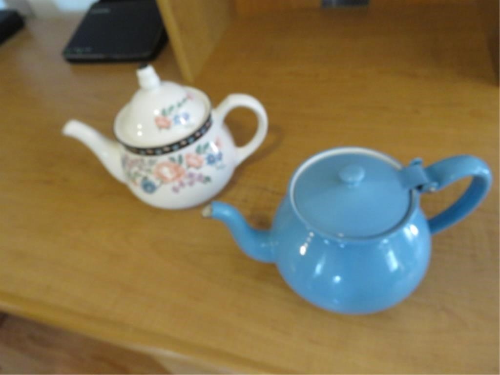 SANGO ELIZABETH GRAY CLAREMORE TEA POT