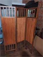 Wooden decorative room divider