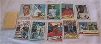 Lot of 11 baseball cards