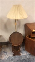 End table with lamp and 2 spindles missing