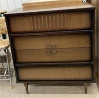 Vintage 4 Drawer Dresser (36"W x 18"D x 40"H)