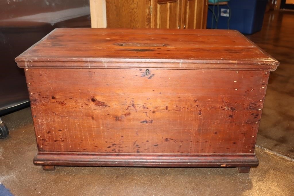 Antique pine blanket chest 38.5" X 21.5" X 21.5"