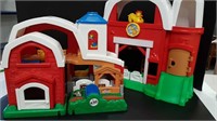 FISHER PRICE BARN + LITTLE PEOPLE BARN