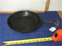 10 inch cast iron skillet