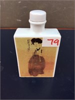 Japanses mark Asian Porcelain Liquor Flask
