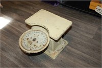 Vintage Baby Scale