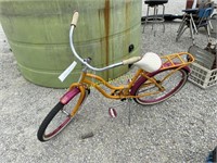 Girls bike