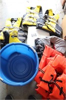 Collection of Life Preservers with Tub(G2)
