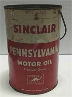 Sinclair red motor oil can