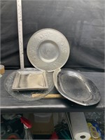 Trays and platters