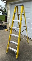 7 ft step ladder- keller