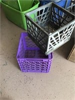 2 plastic milk crates