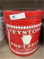 Large Keystone Pretzel Tin