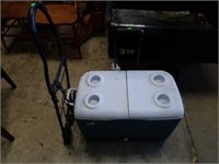 Large Rubbermaid Roll Around Cooler & Cart