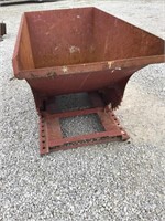 1/2 YARD PALLET FORK DUMP BUCKET