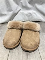 Signature Ladies Slippers Size 8