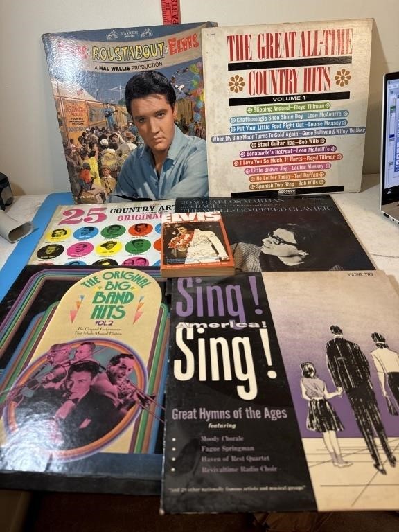 Vinyl Elvis “Roustabout” “Sing AMerica Song” “