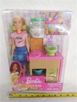 Barbie Noodle Maker Dough Play Set *Box
