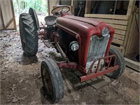 Ford Tractor in Working Condition