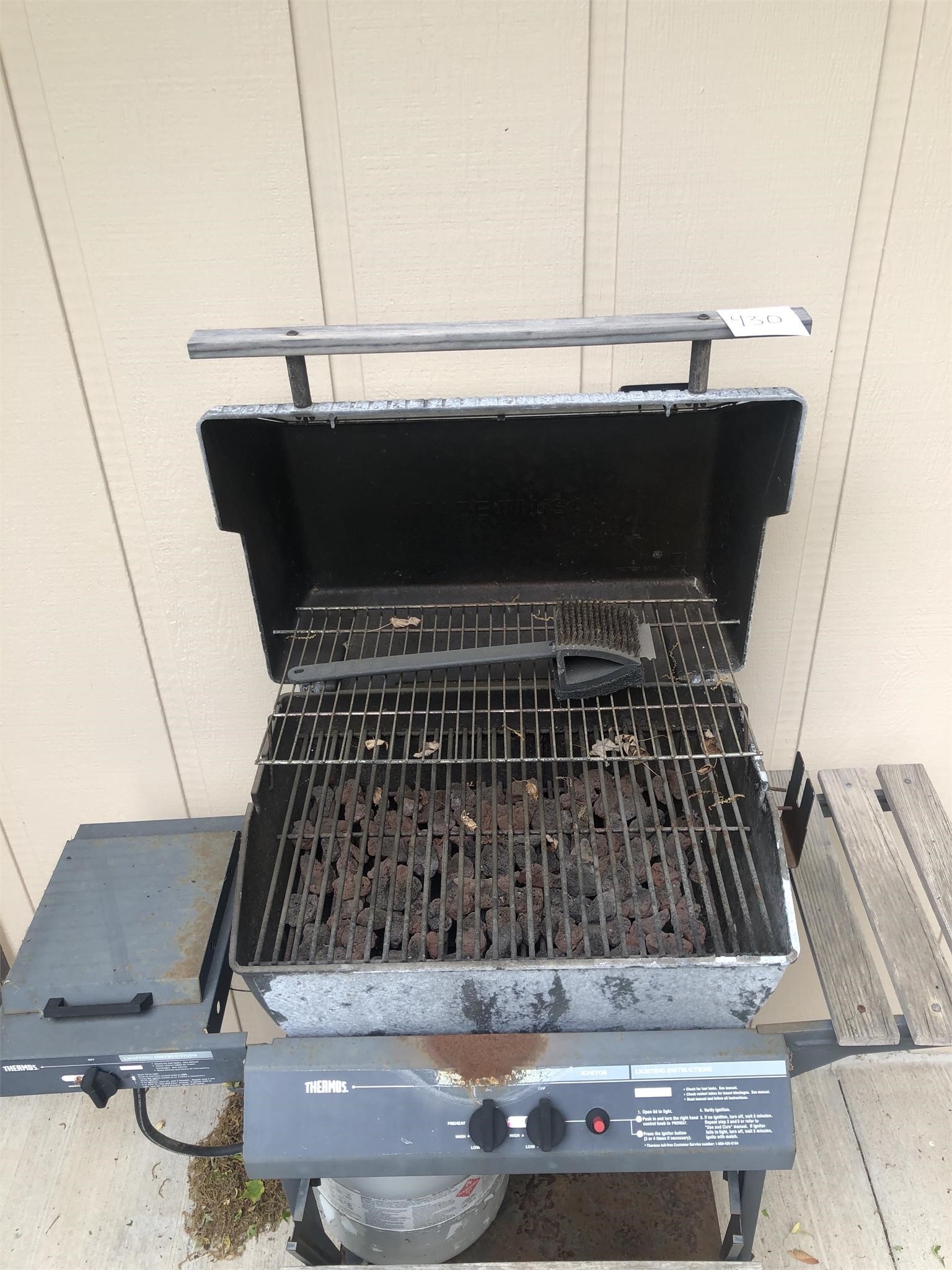 Thermos Propane Grill