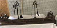FIREPLACE MANTEL / FIREPLACE TOOLS HAMMERED COPPER