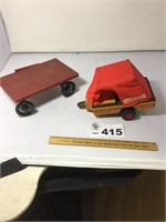 1 WOOD 1 FISHER PRICE CAMPER