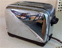 VINTAGE CHROME TOASTER