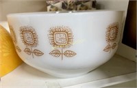 FEDERAL MILK GLASS MIXING BOWL
