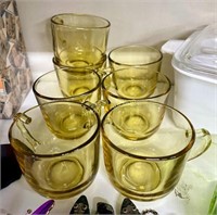 AMBER GLASS CUPS