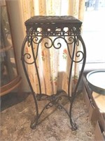 TALL METAL PLANT STAND