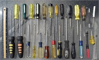 25pc Assorted Screwdriver Lot