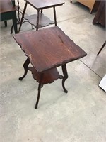 Oak parlor table