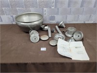 Milk separator bowl with extras