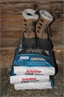 Safe step Ice Melt & Size 13 Men Snow boots